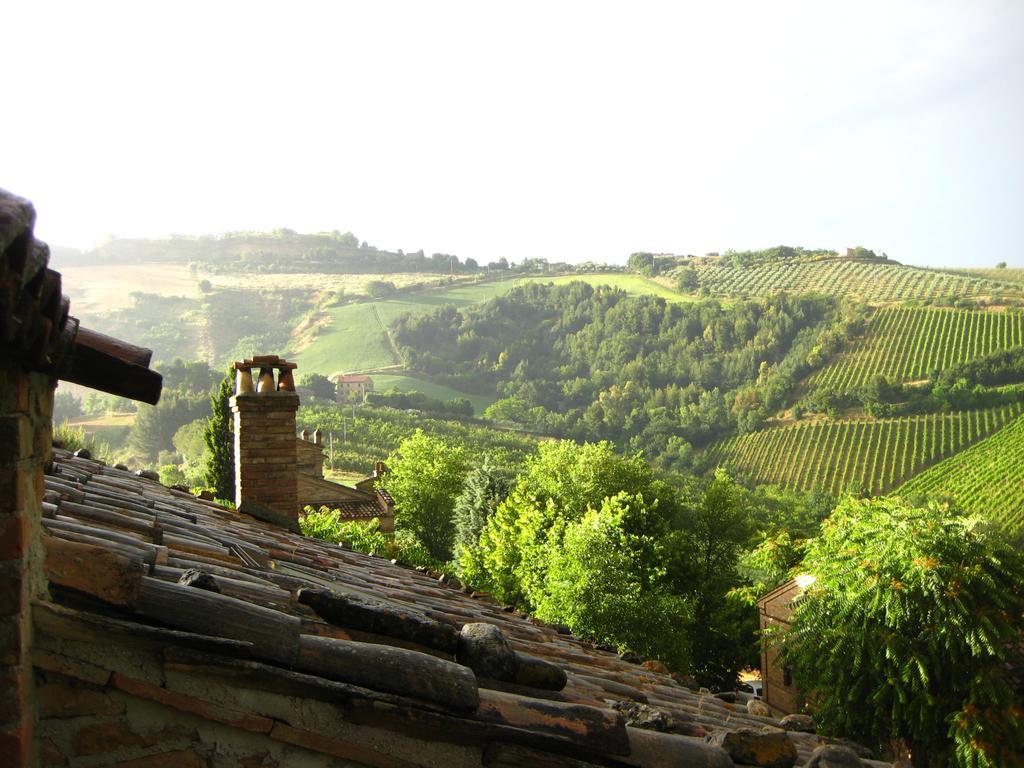 Agriturismo La Campana Montefiore dellʼAso المظهر الخارجي الصورة